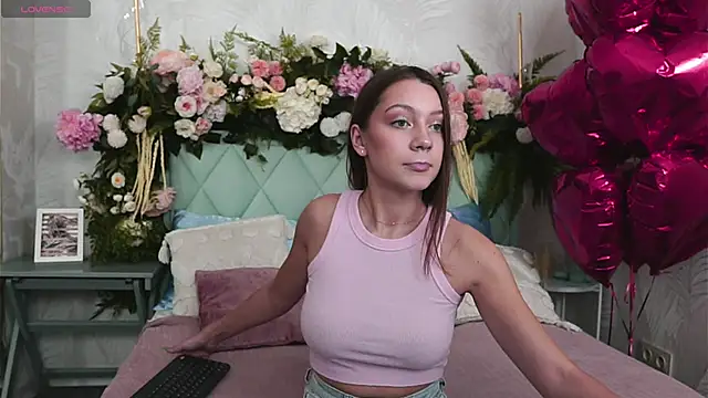 Snapshot of AliceBrayan chatting on 02/19/26, 05:20 AliceBrayan online show from 02/19/26, 05:20