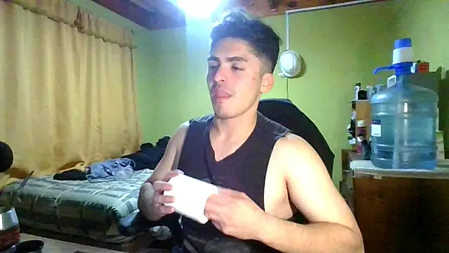 r paulo25 online show from 06/26/26, 03:44