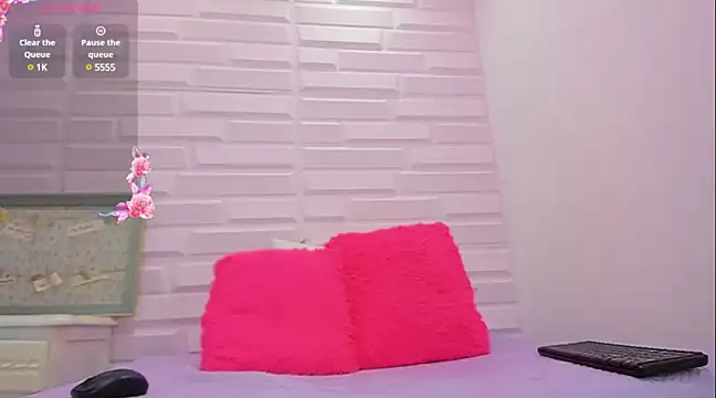 Snapshot of ebony_beckyy chatting on 02/11/25, 07:05 ebony beckyy online show from 02/11/25, 07:05