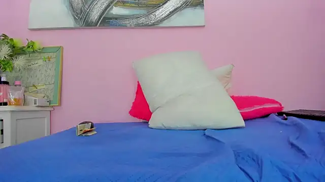 Snapshot of ebony_beckyy chatting on 02/22/25, 07:03 ebony beckyy online show from 02/22/25, 07:03