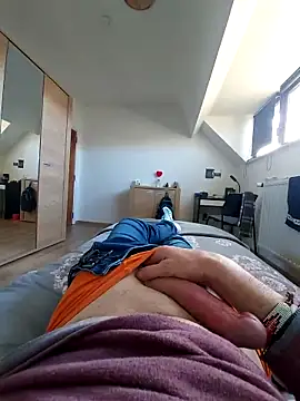 pascalino100 online show from 03/18/25, 10:25