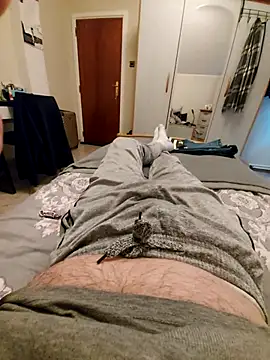 pascalino100 online show from 10/09/25, 04:38