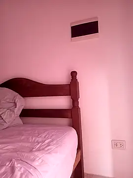 Loliluz 2095 online show from 03/27/26, 07:35