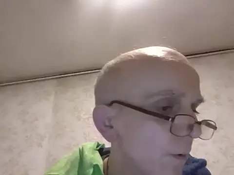 mariusica1xh online show from 12/19/25, 08:16