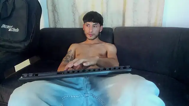 Henrikk senn online show from 10/05/25, 09:18