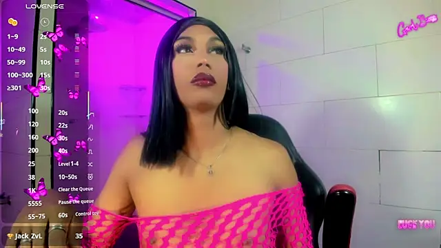 Snapshot of nicol_gill_ chatting on 03/25/26, 11:27 nicol gill online show from 03/25/26, 11:27