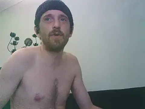 Snapshot of PocoLoco420 chatting on 11/05/25, 02:11 PocoLoco420 online show from 11/05/25, 02:11