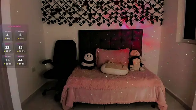 Lilith Miller21 online show from 11/10/25, 07:02