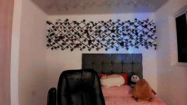 Lilith Miller21 online show from 12/20/25, 06:59