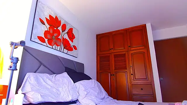 bellatrix25 online show from 02/20/26, 06:19