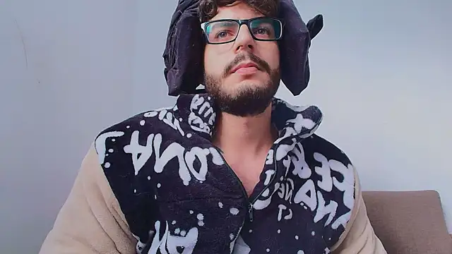 thomas gun online show from 04/04/26, 07:55