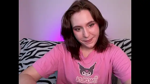 Snapshot of Diana_Flower chatting on 06/28/26, 10:43 Diana Flower online show from 06/28/26, 10:43