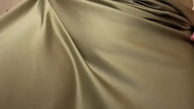 Helens love online show from 10/02/25, 01:45