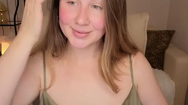 Helens love online show from 10/18/25, 01:30