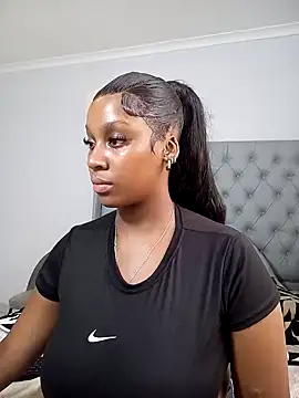 Candy Love 18 online show from 12/20/24, 03:31