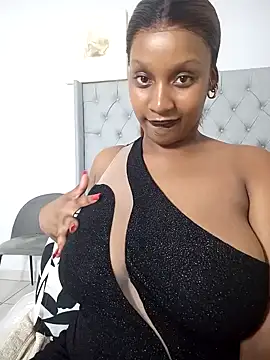 Candy Love 18 online show from 01/25/25, 08:42