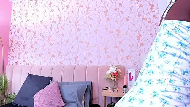 amber-hill online show from 02/07/26, 07:39