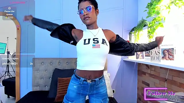 Snapshot of amber-hill chatting on 06/19/26, 12:09 amber-hill online show from 06/19/26, 12:09