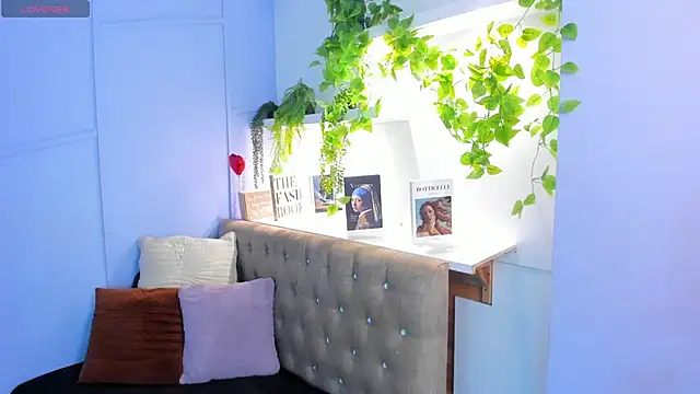 Snapshot of amber-hill chatting on 06/30/26, 12:06 amber-hill online show from 06/30/26, 12:06