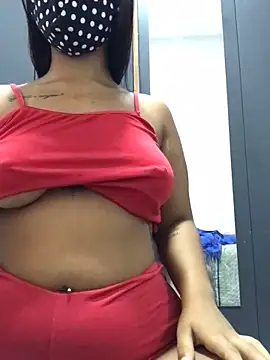 larissa1705 online show from 02/04/25, 04:08
