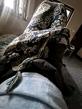 Yours daddy6728 online show from 11/23/25, 12:16