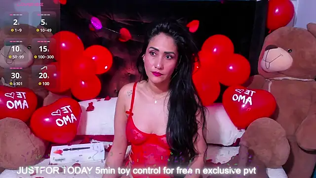 Snapshot of Janne_lee chatting on 02/14/25, 10:47 Janne lee online show from 02/14/25, 10:47