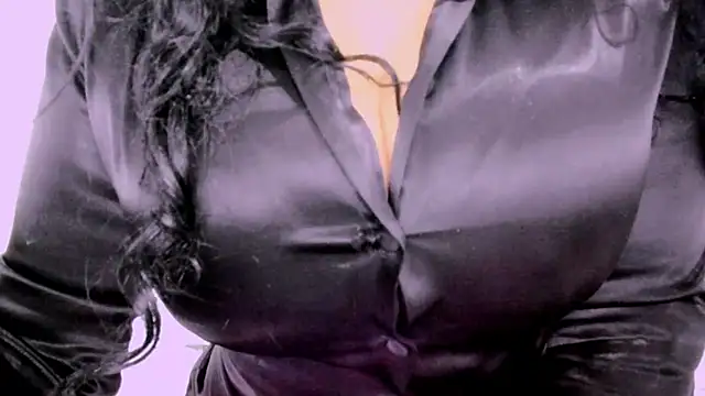 Snapshot of valeriasexxx chatting on 07/15/26, 12:21 valeriasexxx online show from 07/15/26, 12:21