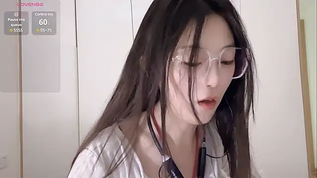 Sweet-Angel999 online show from 03/03/25, 06:55