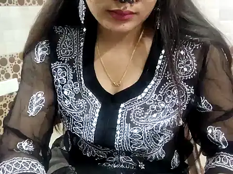 Aarvi Arora online show from 12/05/24, 02:11