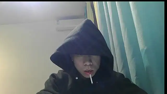 shuai321 online show from 02/24/25, 12:48