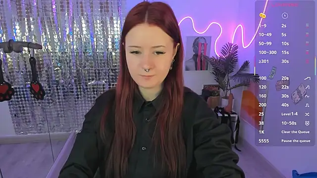 Lily Moonlight online show from 04/05/26, 08:33