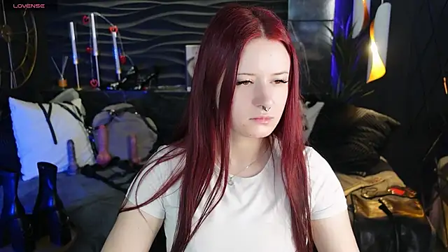 Lily Moonlight online show from 04/09/26, 07:47