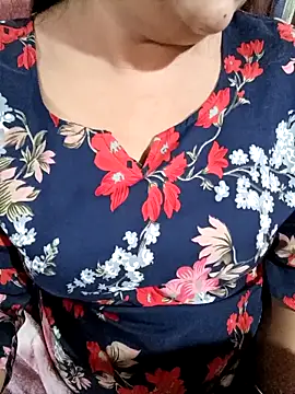 Beautyy38 online show from 11/18/25, 03:12