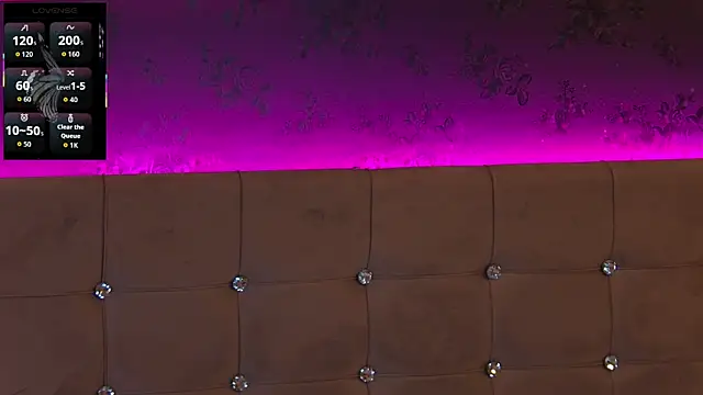 ZoeMesmerize online show from 11/24/25, 07:52