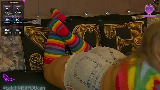 ZoeMesmerize online show from 04/15/26, 05:36