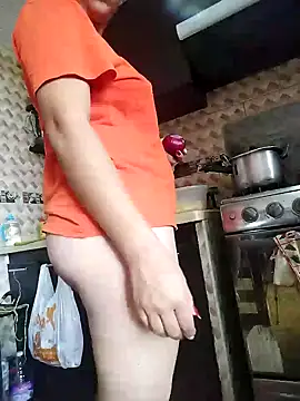 Snapshot of Im_Alma_ chatting on 12/09/24, 05:52 Im Alma online show from 12/09/24, 05:52