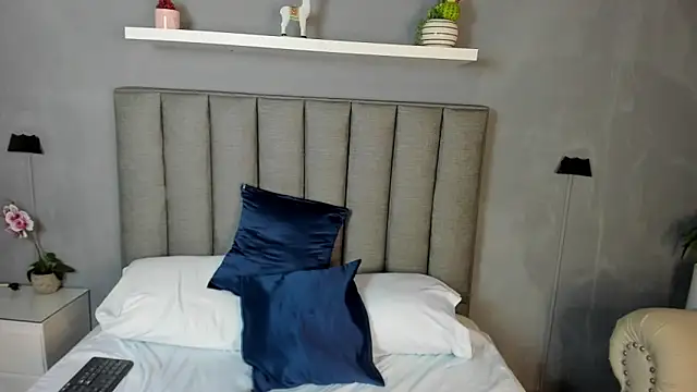 dalila30x online show from 01/10/25, 05:47