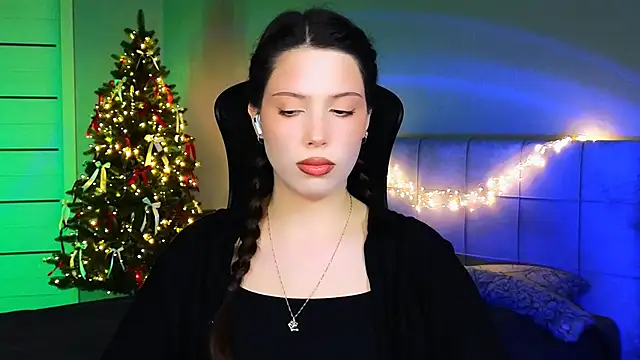 Stacy Gonzales  online show from 01/04/25, 09:21