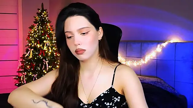 Stacy Gonzales  online show from 01/05/25, 06:35