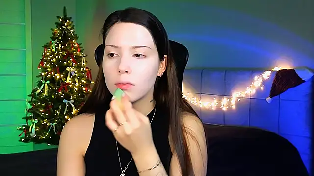 Stacy Gonzales  online show from 01/22/25, 06:42