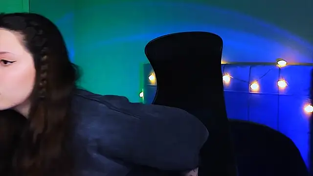 Stacy Gonzales  online show from 02/15/25, 06:23