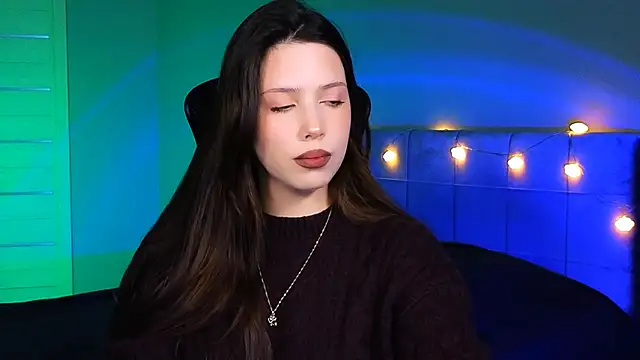 Stacy Gonzales  online show from 02/19/25, 09:50