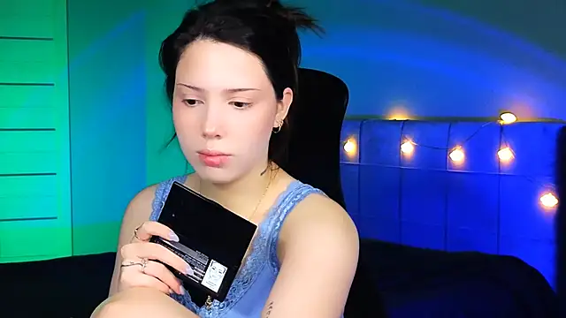 Stacy Gonzales  online show from 02/27/25, 06:18