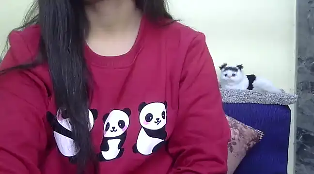 Snapshot of WildRuhi20 chatting on 01/05/25, 02:08 WildRuhi20 online show from 01/05/25, 02:08