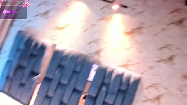 RoseTaylor   online show from 10/05/25, 05:50