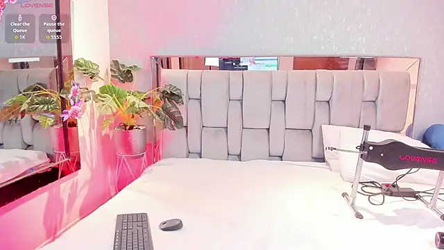 RoseTaylor   online show from 01/17/26, 05:34