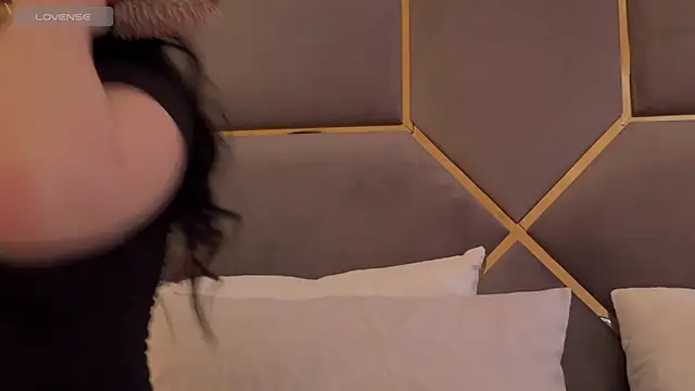 MENNDI online show from 04/23/26, 08:35