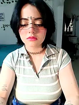 Lin-cute online show from 02/16/25, 07:49