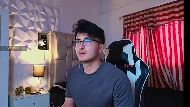 santyago taylor online show from 01/15/25, 05:37