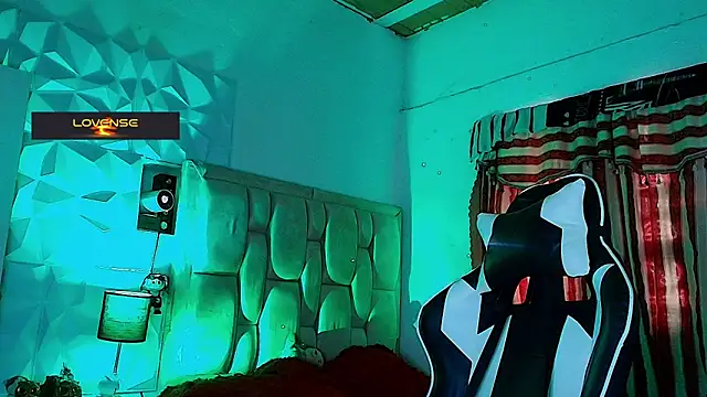 santyago taylor online show from 03/10/25, 07:07